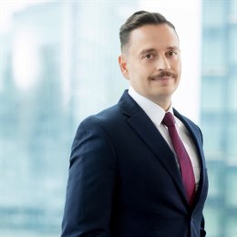 第九届广州老博会开幕 持老年优待卡消费打折