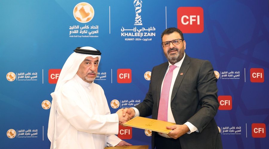 暑期珠海口岸现“入境游”“港澳游”客流双高峰